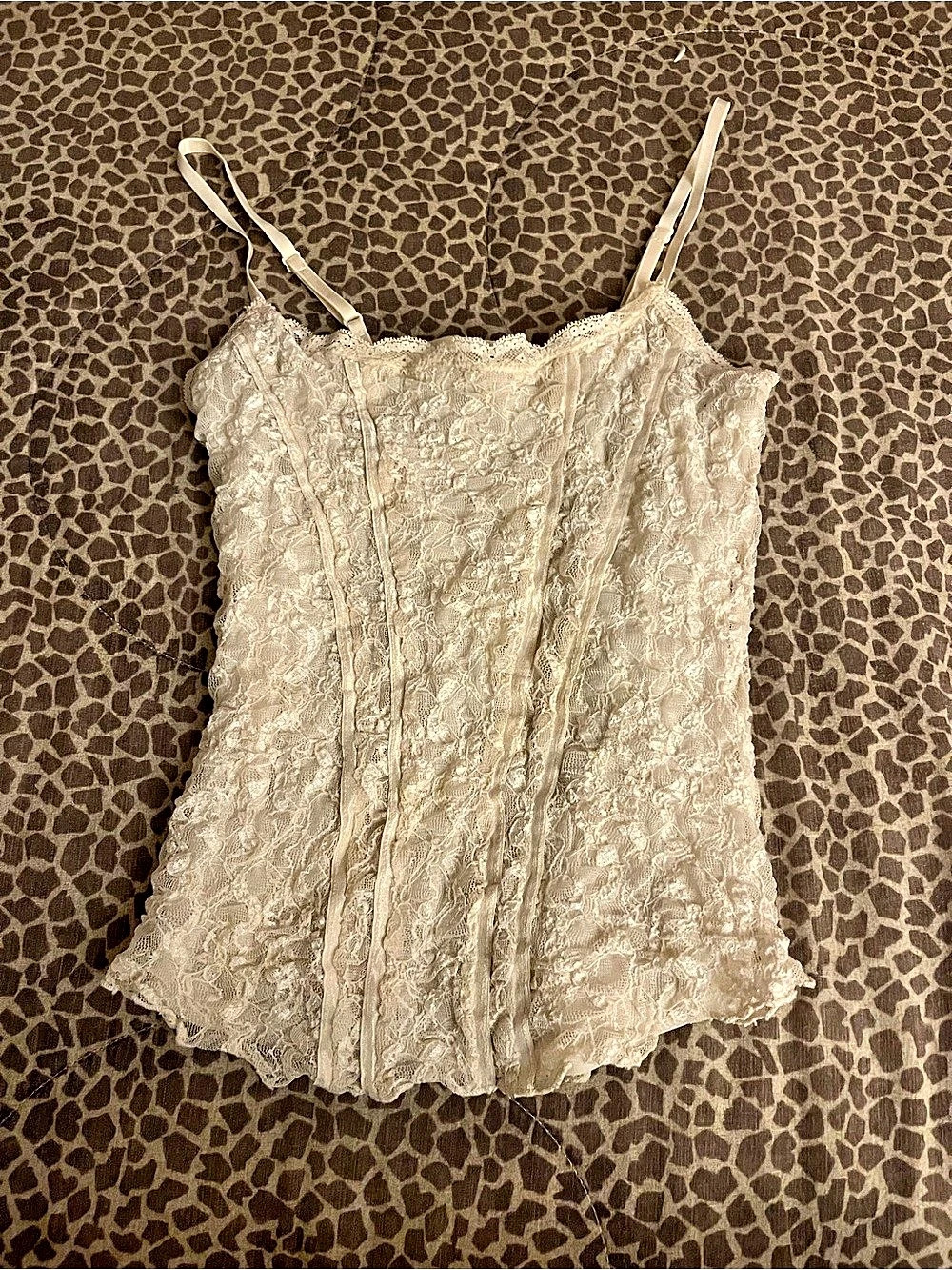 chloe & isabel Lace Camisole in White Size Small
